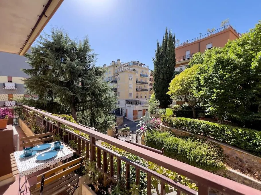 Gozzadini Apartment Rome